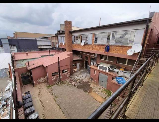 BUSINESS FOR SALE IN GERMISTON CENTRAL